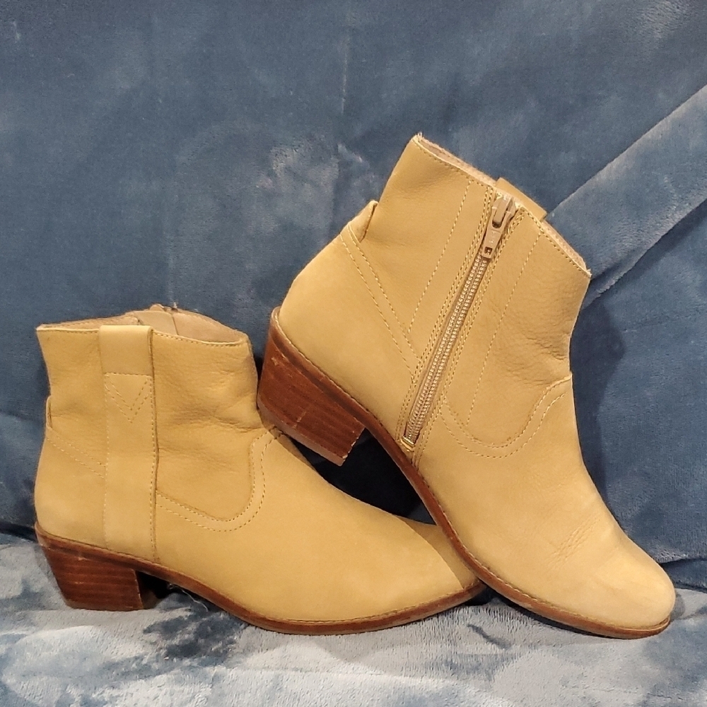 Vionic Roselyn Tan Ankle Booties with Western Flair
